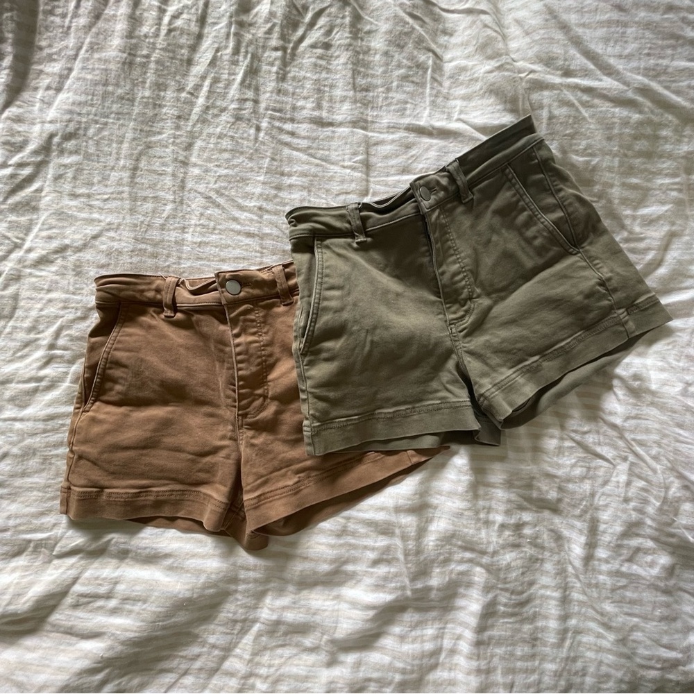 Everlane cotton twill shorts bundle size 2